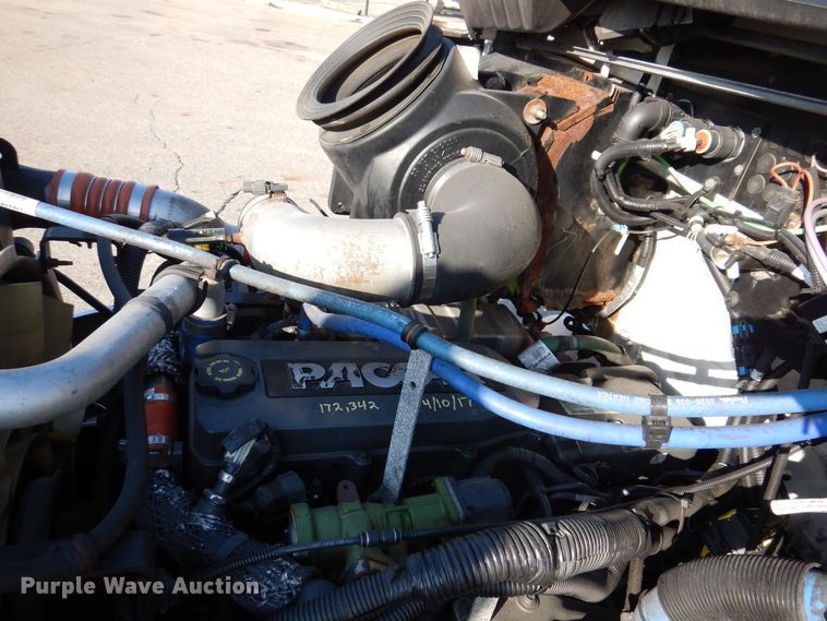 image for item KW9765 2014 Kenworth T370  truck cab and chassis