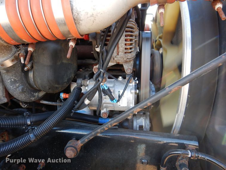 image for item KW9765 2014 Kenworth T370  truck cab and chassis