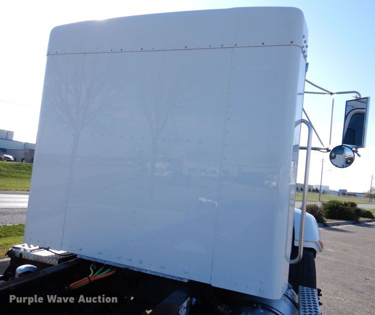 image for item KW9765 2014 Kenworth T370  truck cab and chassis