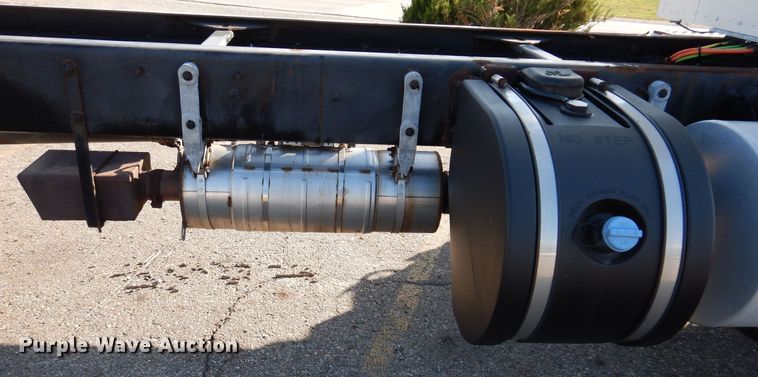 image for item KW9765 2014 Kenworth T370  truck cab and chassis