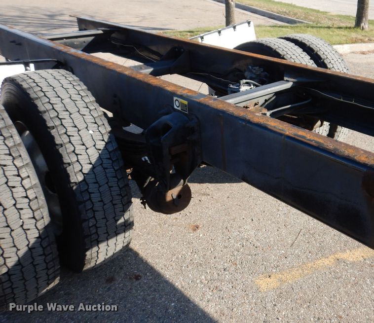 image for item KW9765 2014 Kenworth T370  truck cab and chassis