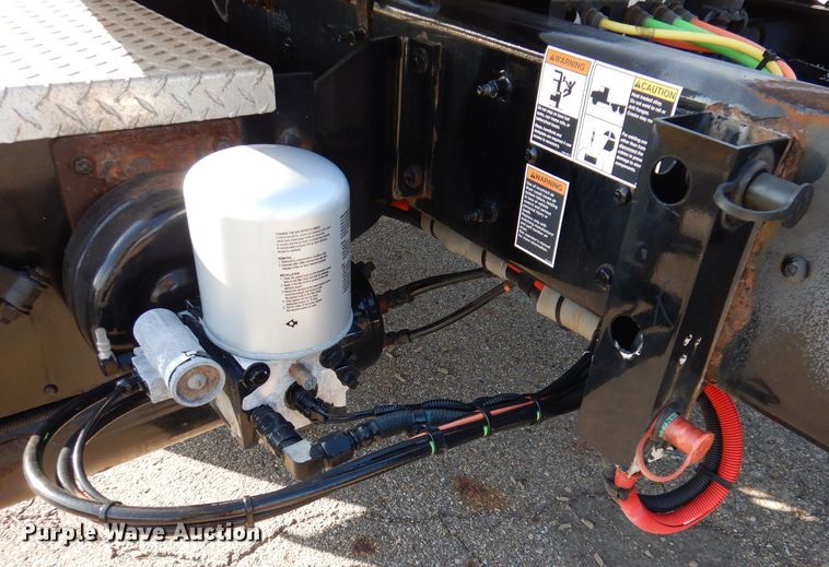 image for item KW9765 2014 Kenworth T370  truck cab and chassis