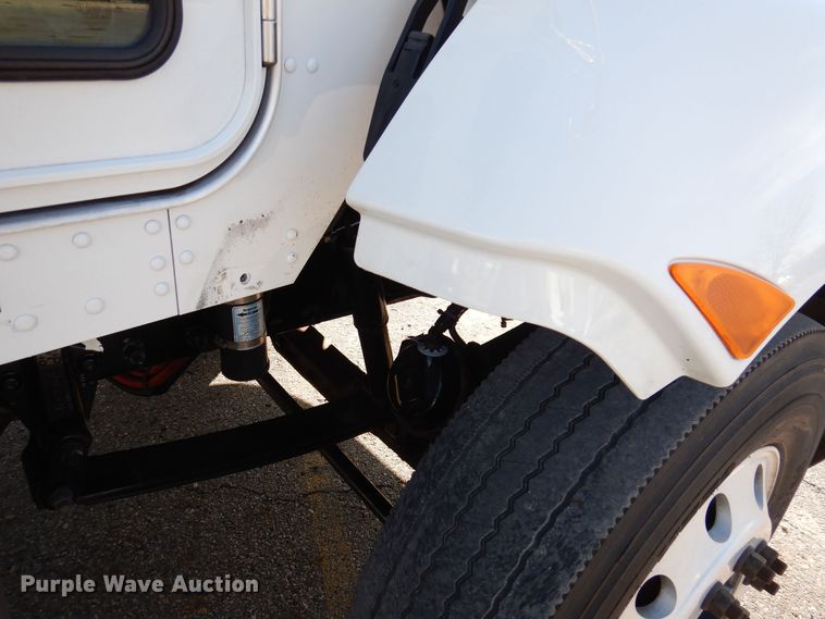 image for item KW9765 2014 Kenworth T370  truck cab and chassis