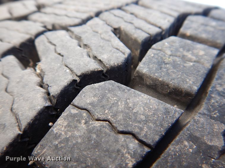 image for item KW9765 2014 Kenworth T370  truck cab and chassis