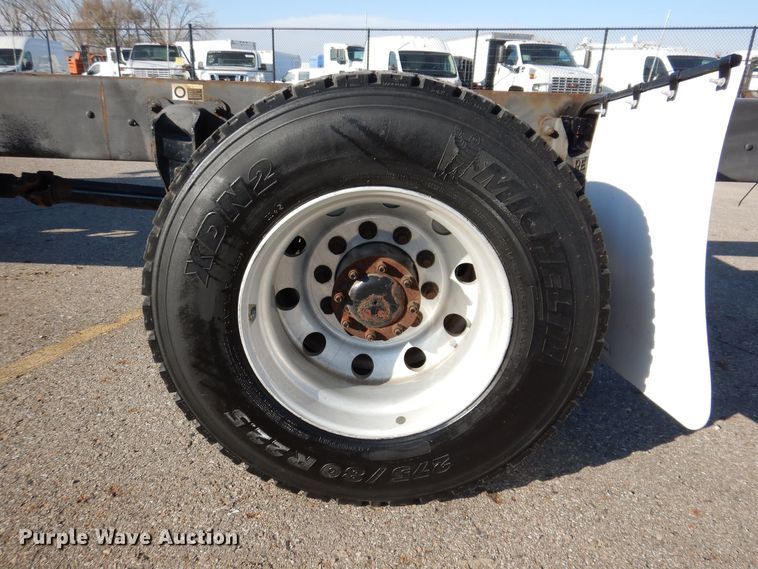 image for item KW9765 2014 Kenworth T370  truck cab and chassis