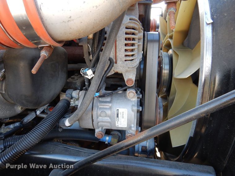 image for item KW9766 2014 Kenworth T370  truck cab and chassis