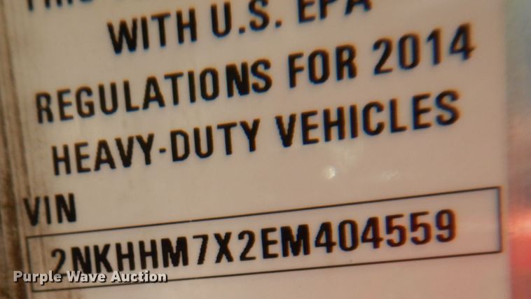 image for item KW9766 2014 Kenworth T370  truck cab and chassis