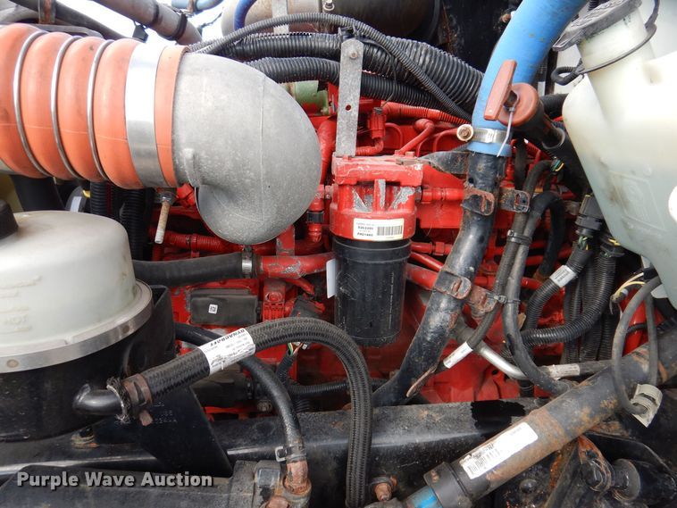 image for item KW9767 2014 Kenworth T370  truck cab and chassis