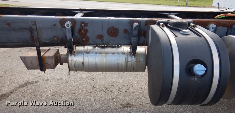 image for item KW9767 2014 Kenworth T370  truck cab and chassis