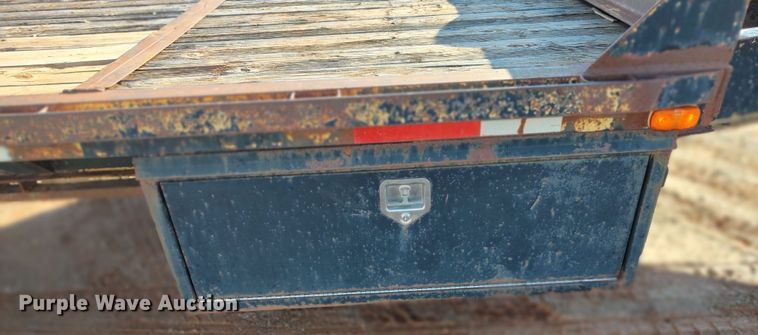 image for item LK9343 1999 Pero  equipment trailer