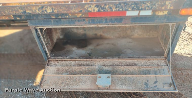 image for item LK9343 1999 Pero  equipment trailer