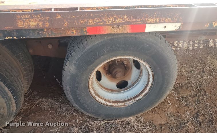 image for item LK9343 1999 Pero  equipment trailer