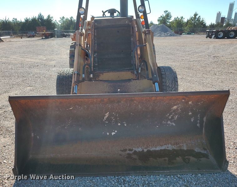 image for item LK9348 Case 480LL  landscape tractor