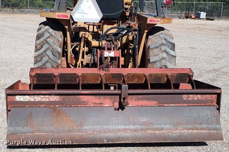 image for item LK9348 Case 480LL  landscape tractor