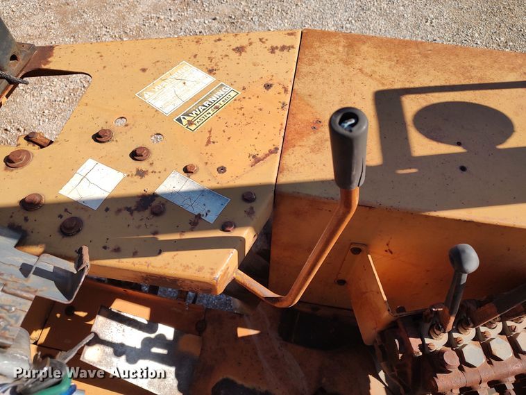 image for item LK9348 Case 480LL  landscape tractor