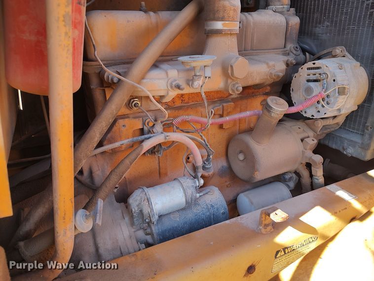 image for item LK9348 Case 480LL  landscape tractor