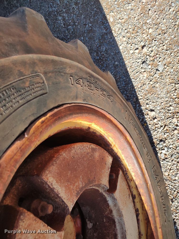 image for item LK9348 Case 480LL  landscape tractor