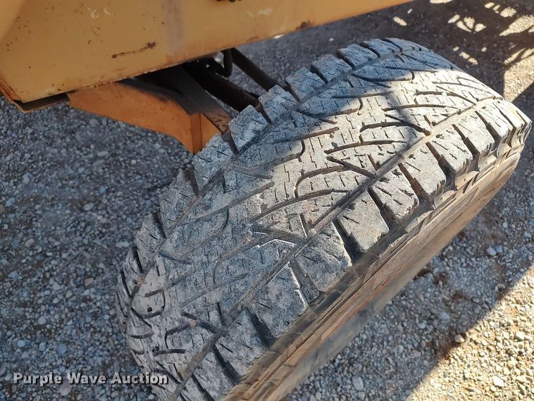 image for item LK9348 Case 480LL  landscape tractor