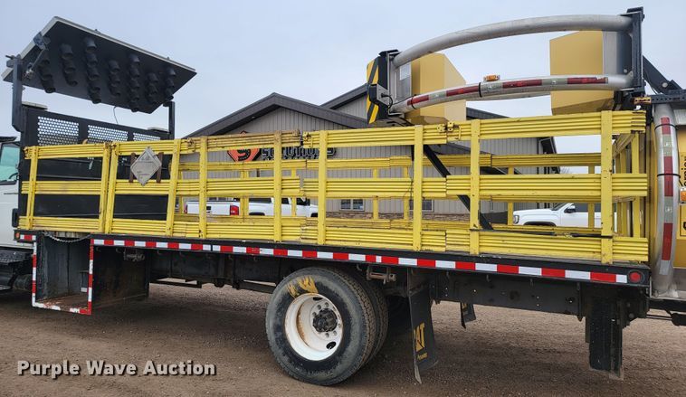 image for item LL9691 2006 International 4300  flatbed truck with crash attenuator