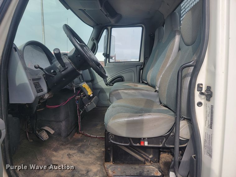 image for item LL9691 2006 International 4300  flatbed truck with crash attenuator