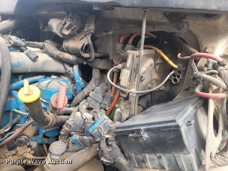 image for item LL9691 2006 International 4300  flatbed truck with crash attenuator