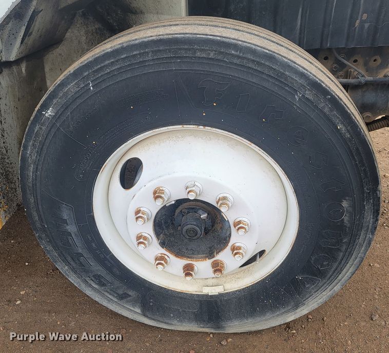 image for item LL9691 2006 International 4300  flatbed truck with crash attenuator