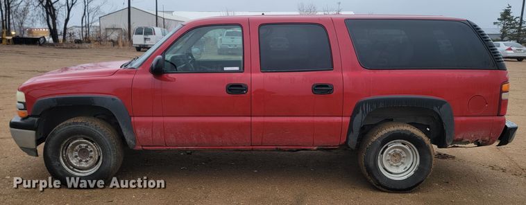 image for item LL9713 2001 Chevrolet Suburban  SUV