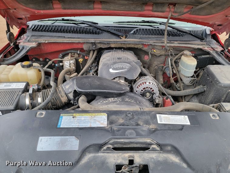 image for item LL9713 2001 Chevrolet Suburban  SUV