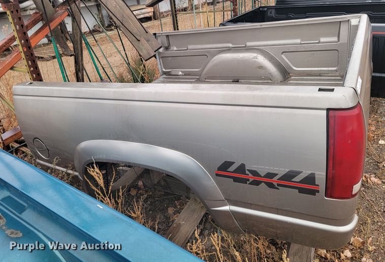 image for item LL9716 (4) pickup beds