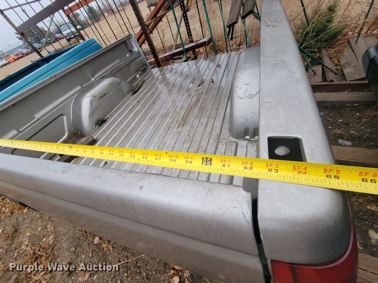 image for item LL9716 (4) pickup beds