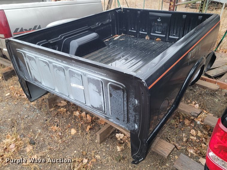 image for item LL9716 (4) pickup beds