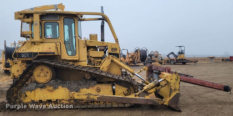 image for item LL9721 Caterpillar D5H LGP Series II  dozer