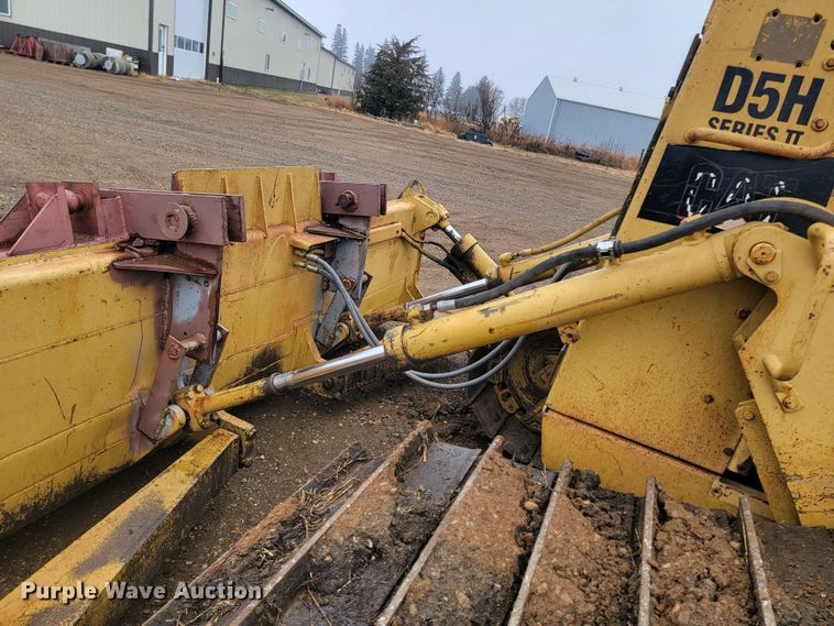 image for item LL9721 Caterpillar D5H LGP Series II  dozer