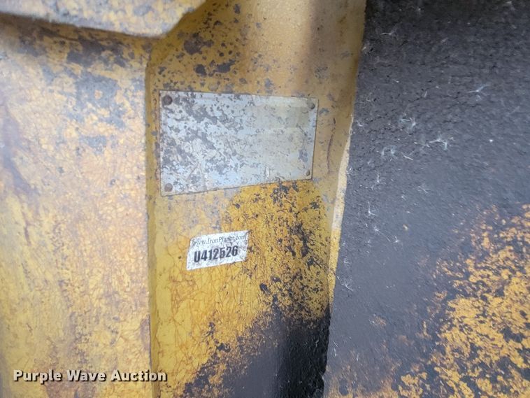 image for item LL9721 Caterpillar D5H LGP Series II  dozer