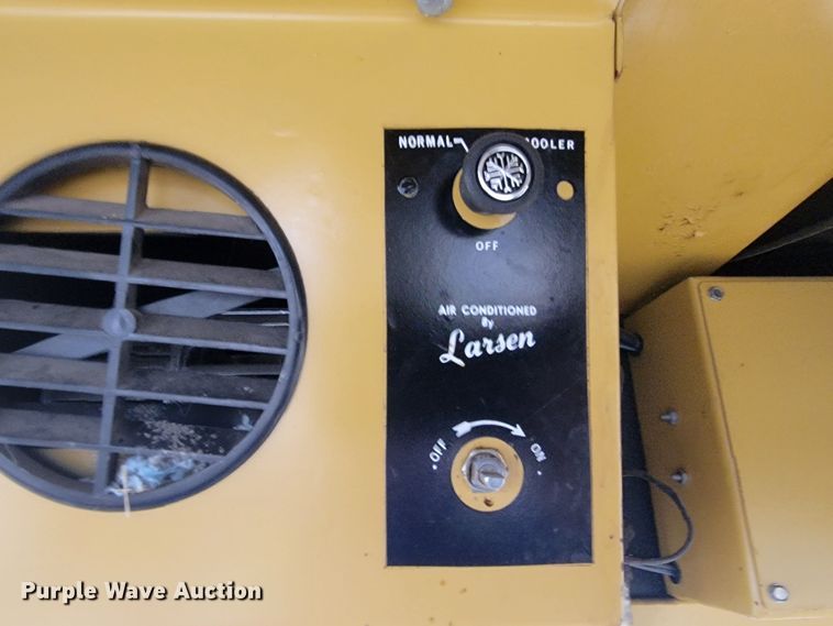 image for item LL9721 Caterpillar D5H LGP Series II  dozer