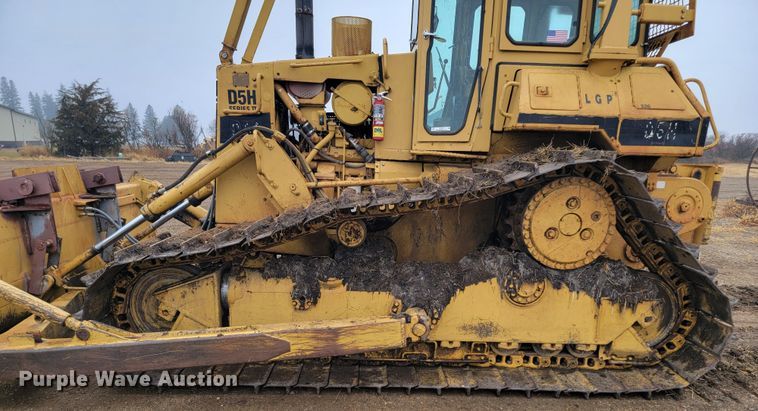 image for item LL9721 Caterpillar D5H LGP Series II  dozer