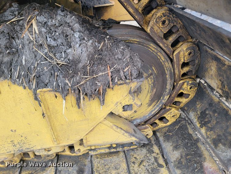 image for item LL9721 Caterpillar D5H LGP Series II  dozer