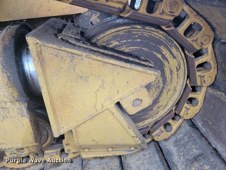 image for item LL9721 Caterpillar D5H LGP Series II  dozer