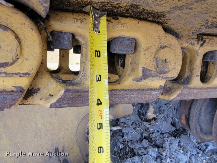 image for item LL9721 Caterpillar D5H LGP Series II  dozer