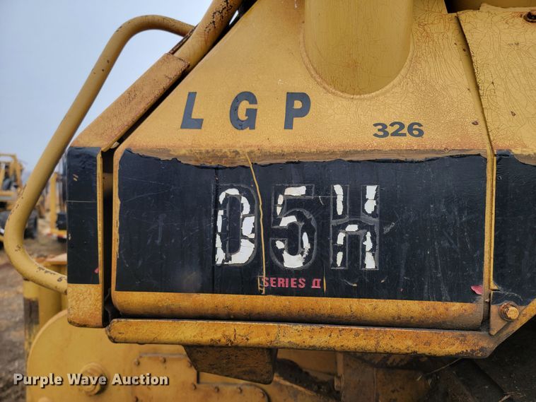 image for item LL9721 Caterpillar D5H LGP Series II  dozer