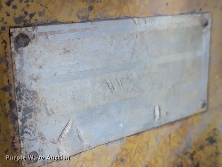 image for item LL9721 Caterpillar D5H LGP Series II  dozer