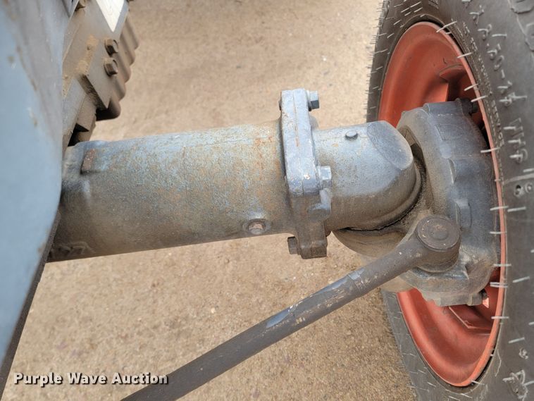 image for item LL9726 Kubota L3300  MFWD tractor