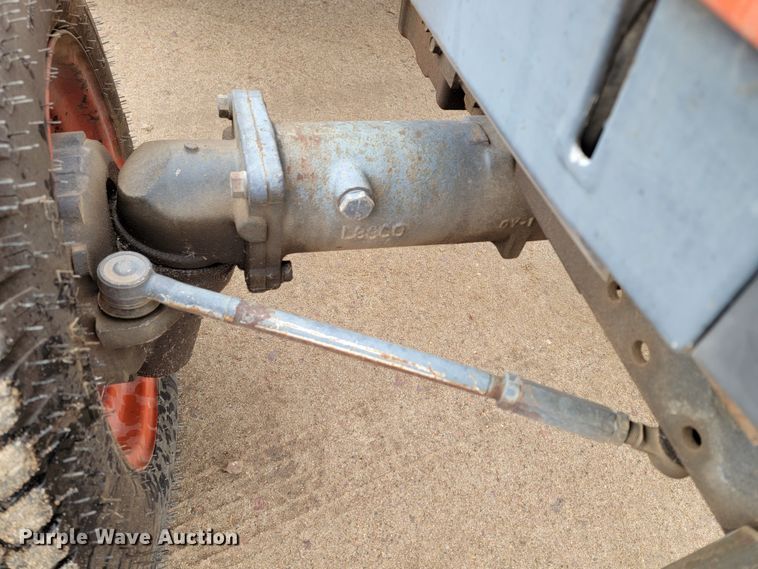 image for item LL9726 Kubota L3300  MFWD tractor