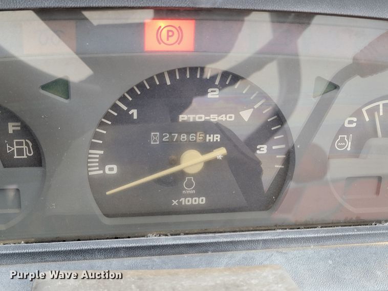 image for item LL9726 Kubota L3300  MFWD tractor