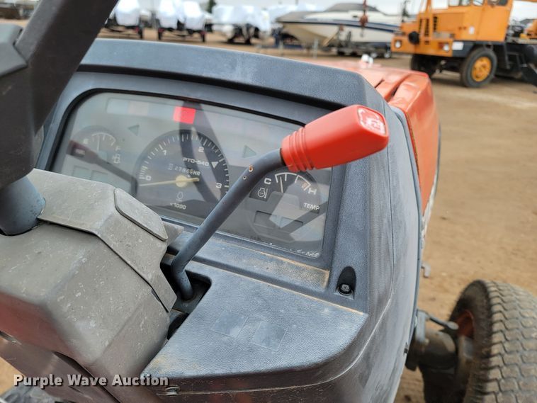 image for item LL9726 Kubota L3300  MFWD tractor