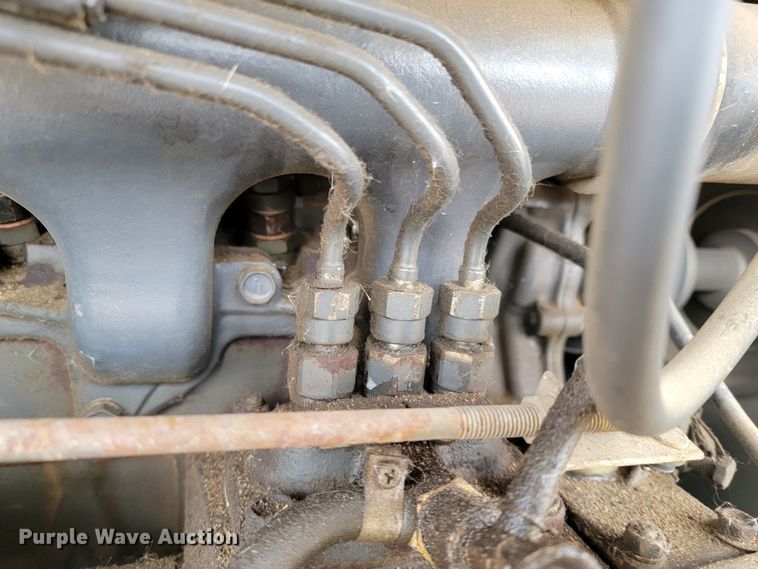 image for item LL9726 Kubota L3300  MFWD tractor