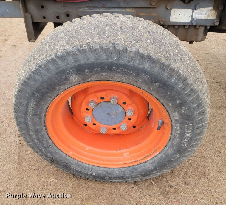 image for item LL9726 Kubota L3300  MFWD tractor