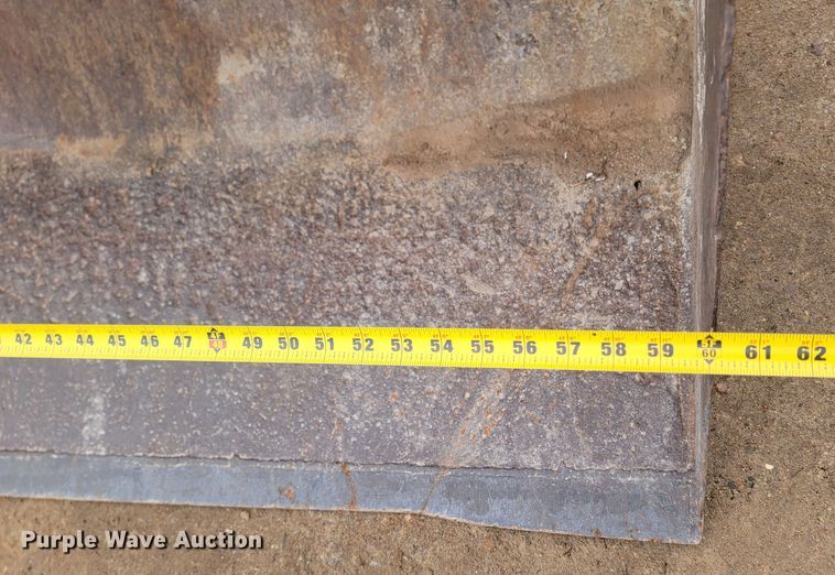 image for item LL9727 Kubota L275  MFWD tractor