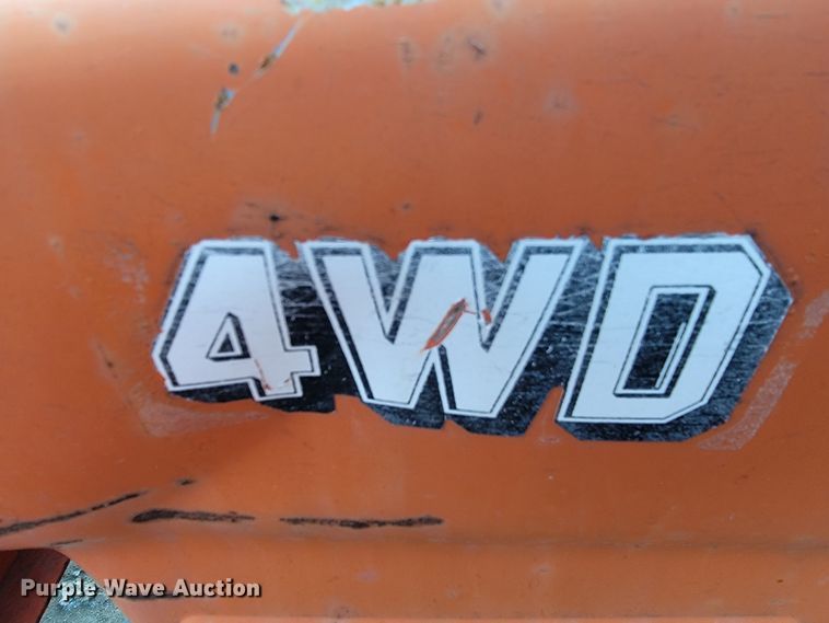 image for item LL9727 Kubota L275  MFWD tractor