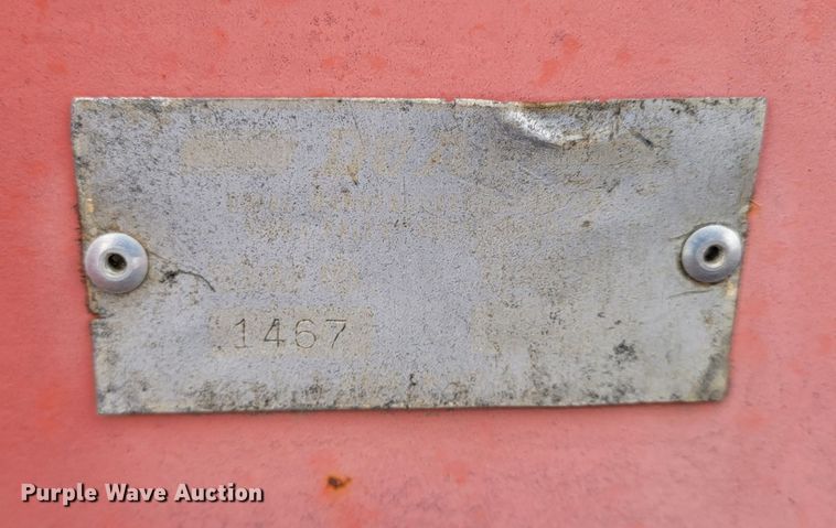 image for item LL9727 Kubota L275  MFWD tractor